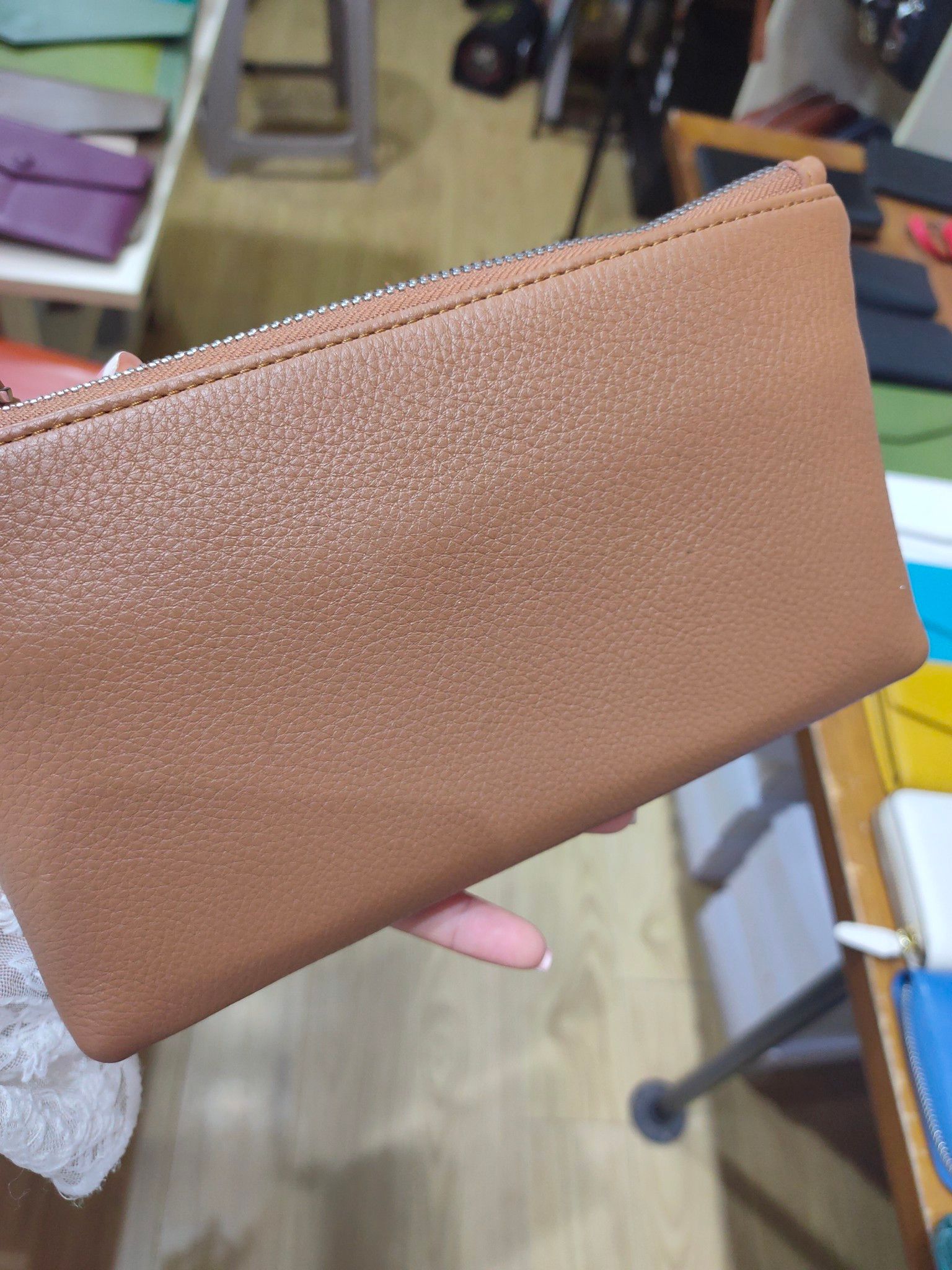  GQ66-20 Túi đeo chéo 2 ngăn màu vàng bò 