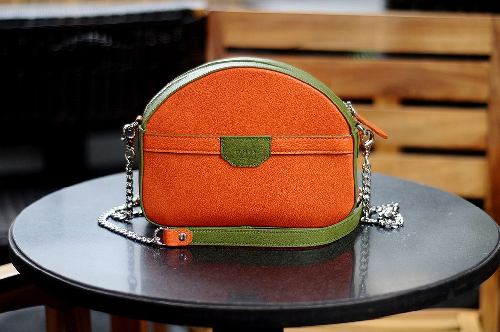  SWEET CROSSBODY - IN NATURAL MILLED LEATHER - ORANGE VS BLUE OLIU- HZ32- 40164 