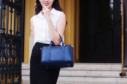  CARRY LARGE DUFFLE BAG - IN NATURAL MILLED LEATHER - Blue Navy 