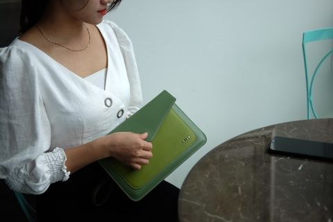  HERA – Tablet Clutch IW05-6064 