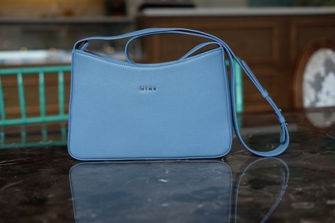  BERRY- Túi đeo chéo, đeo vai da bò thật màu xanh da trời IT05-76 