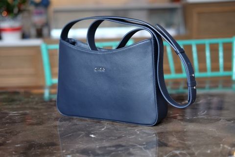 BERRY- Túi đeo chéo, đeo vai da bò thật màu xanh navy IT05-71 