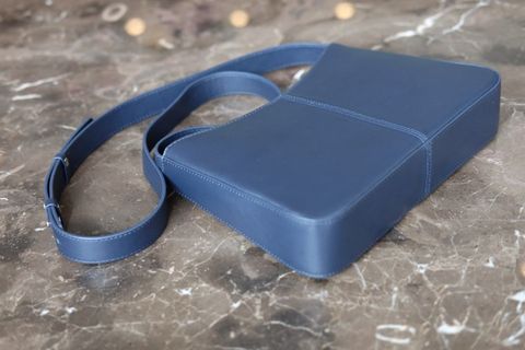  BERRY- Túi đeo chéo, đeo vai da bò thật màu xanh navy IT05-71 