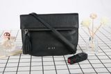  CARA Crossbody Bag IW02-Màu đen 