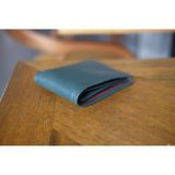  CALIN- Ví nam da bò tự nhiên màu xanh lá đậm - HX25-61 