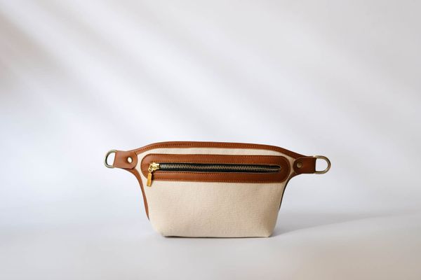  Túi Chéo - Signature 