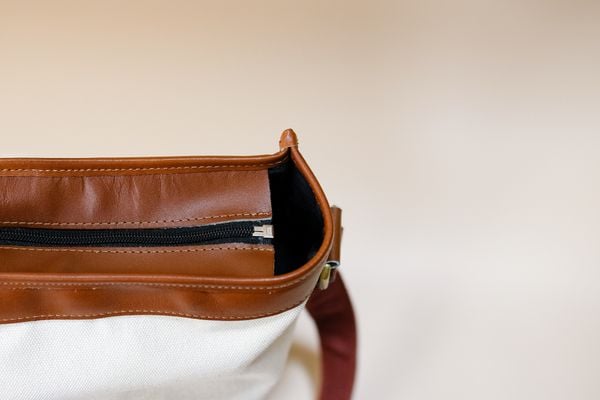  Túi Tote V2 - Signature 