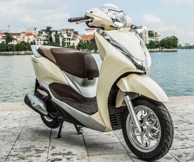 Honda Vision Fi 2k12 màu vàng bstp mới 95 xe đẹp máy êm nguyên zin máy mạnh chạy êm Anh Trường MBN145122 0367877931