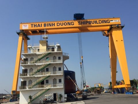 CỔNG TRỤC 126T THÁI BÌNH DƯƠNG