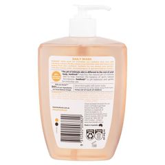 Dung Dịch Vệ Sinh Femfresh Daily Wash Màu Cam 600ml