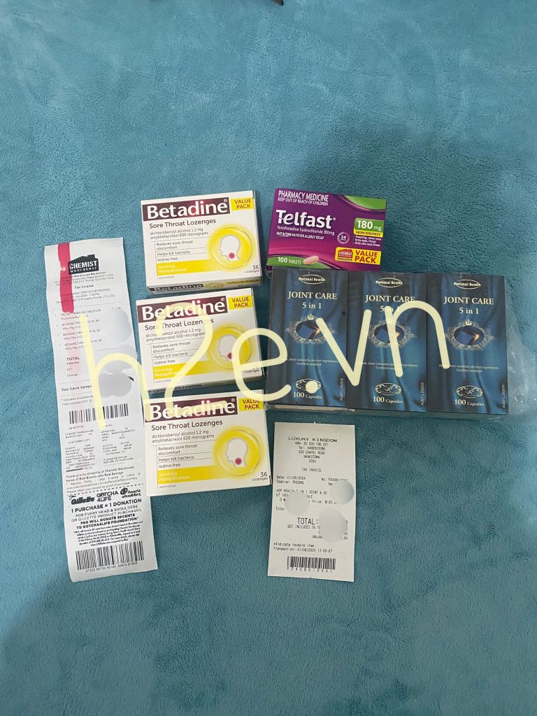 Viên ngậm vị mật ong chanh Betadine Sore Throat Lozenges của Úc 36 viên