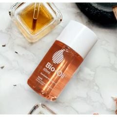 Tinh dầu hỗ trợ mờ sẹo, giảm rạn da Bio Oil của Úc 60ml