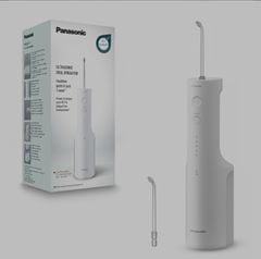 Máy tăm nước PANASONIC trang bị sạc không dây với công nghệ sóng siêu âm EW-DJ66