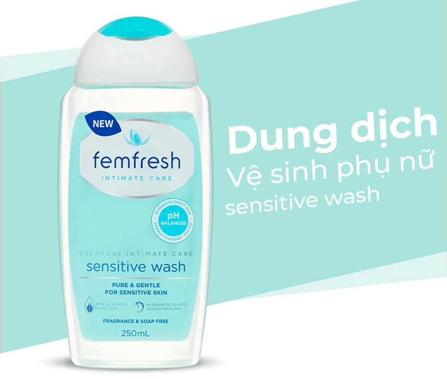 Dung dịch vệ sinh Femfresh Intimate Care Sensitive Wash màu xanh 250ml