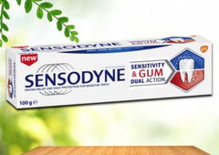 Kem Đánh Răng Úc Sensodyne Sensitivity & Gum Dual Action tuýp 100g