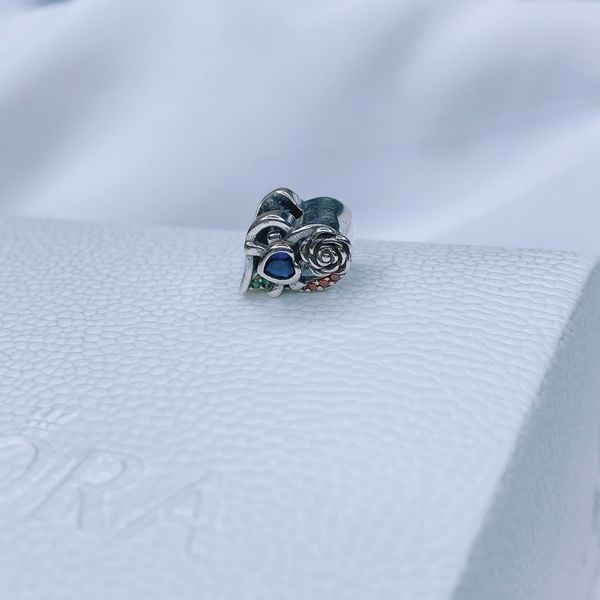  C301 Charm tim xanh đậm 