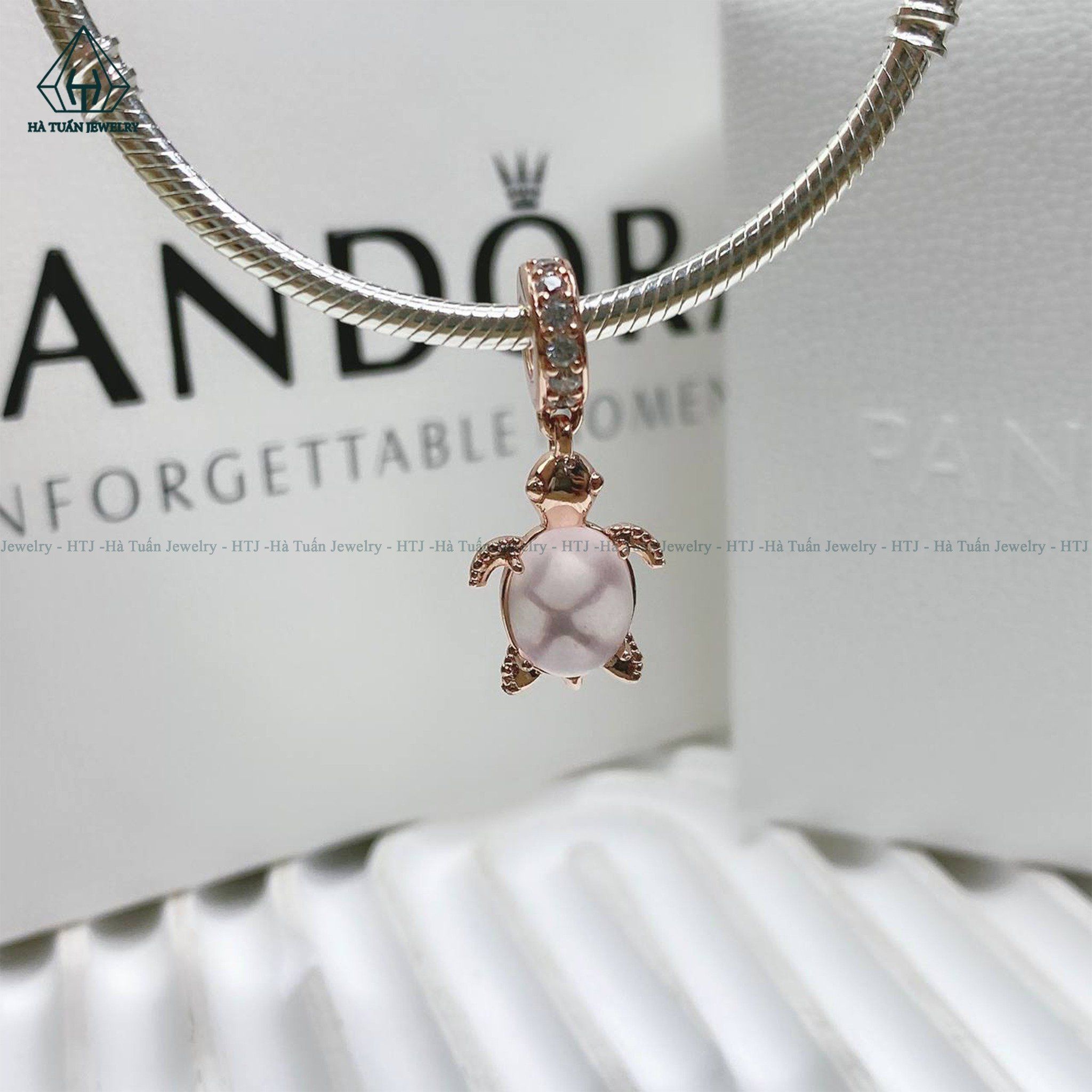  C398 Charm treo con rùa hồng 