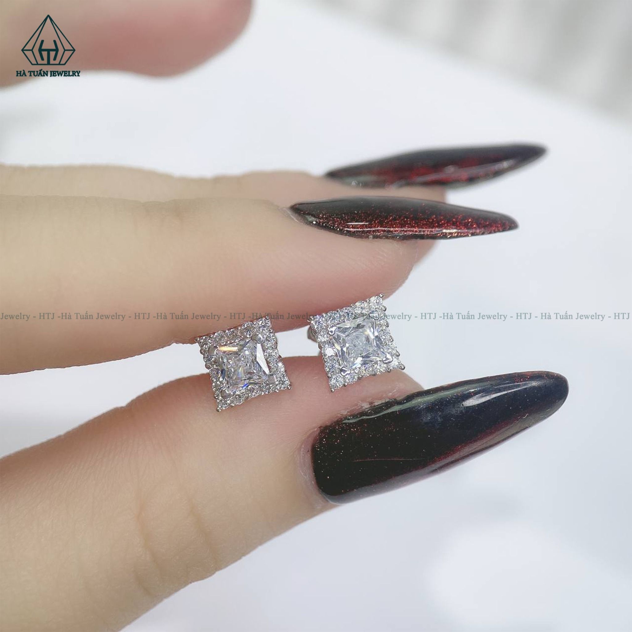  EX223 Bông tai vuông Princess 5*5mm 