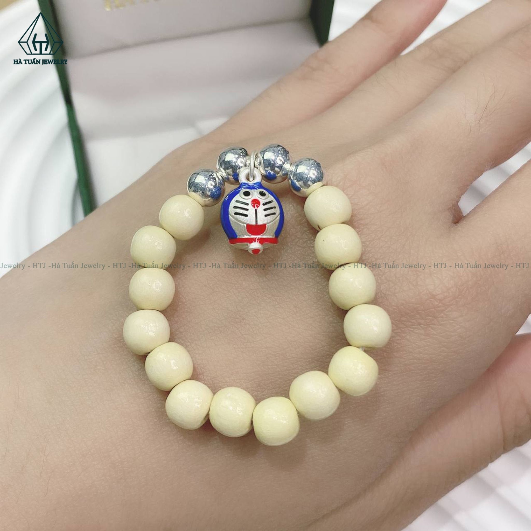  BGB093 Vòng dâu tằm Doraemon 