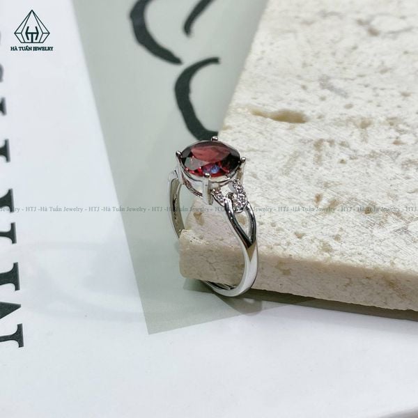  RS010 NHẪN ĐÁ GARNET ĐỎ MÀI GIÁC 