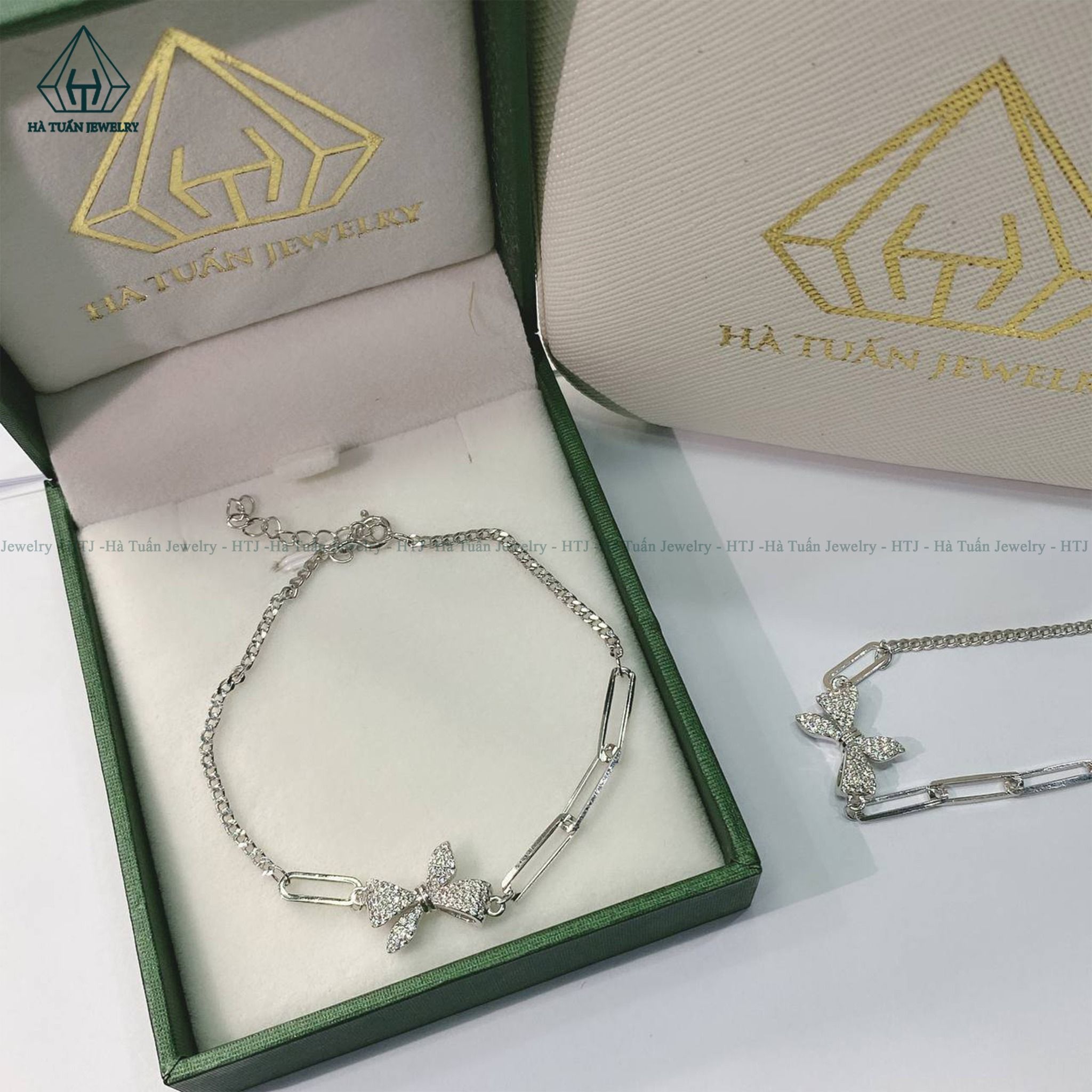  BGX134 Lắc tay nơ 