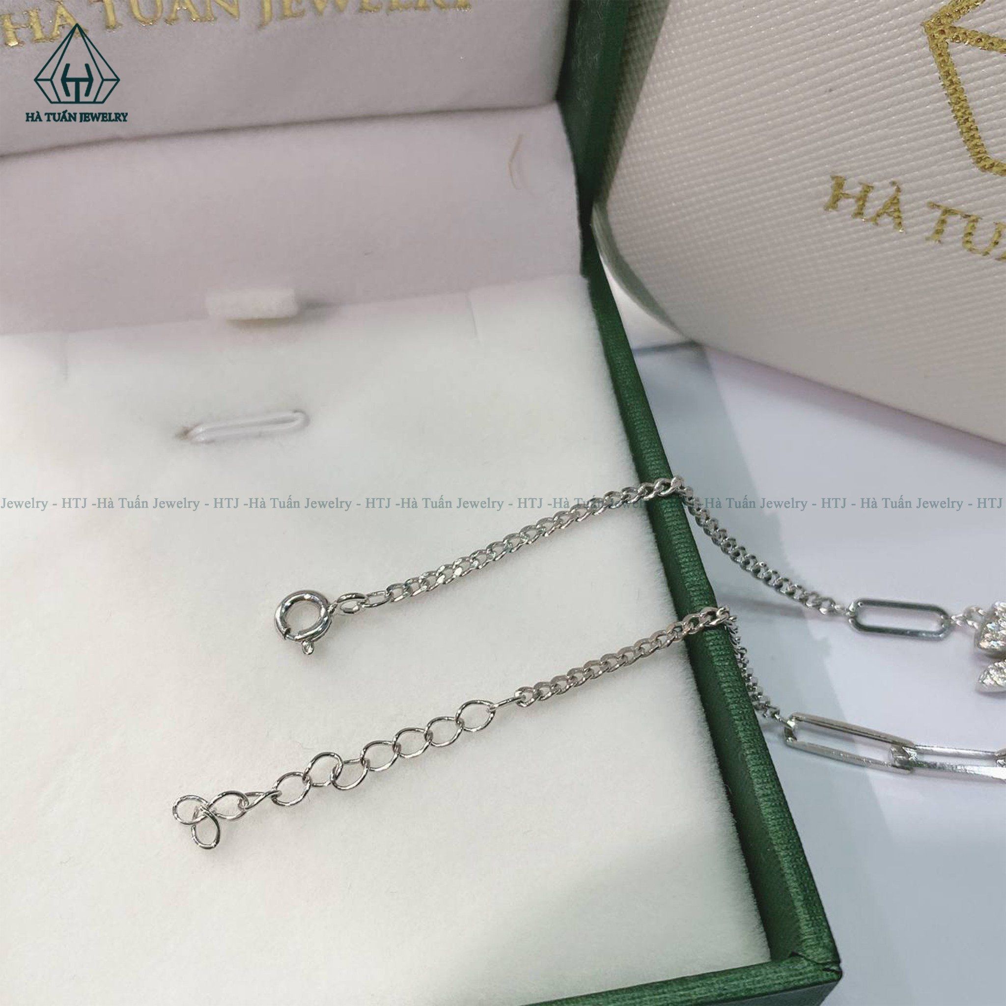  BGX134 Lắc tay nơ 