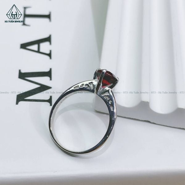  RS022 NHẪN ĐÁ GARNET ĐỎ 