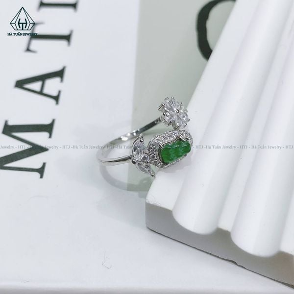  RS024 NHẪN ĐÁ NGỌC PHỈ THUÝ 