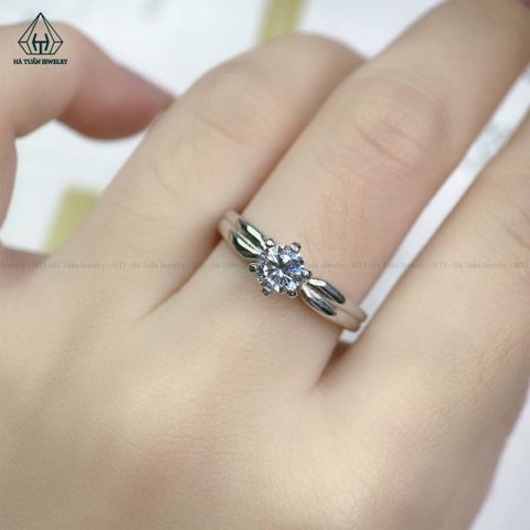 R713 5mm Nhẫn đá 6 chấu viền chạm