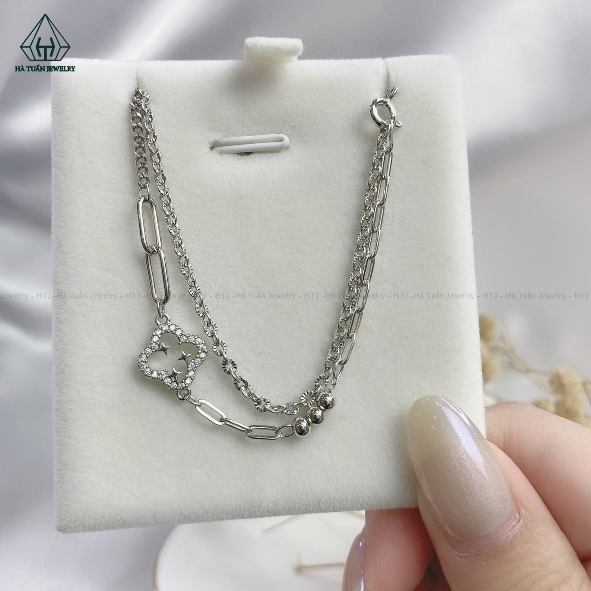  B816 Lắc tay đôi hoa 4 cánh 