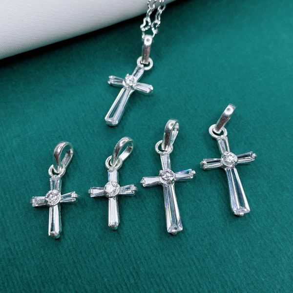  P240 Mặt thánh giá đá baguette 