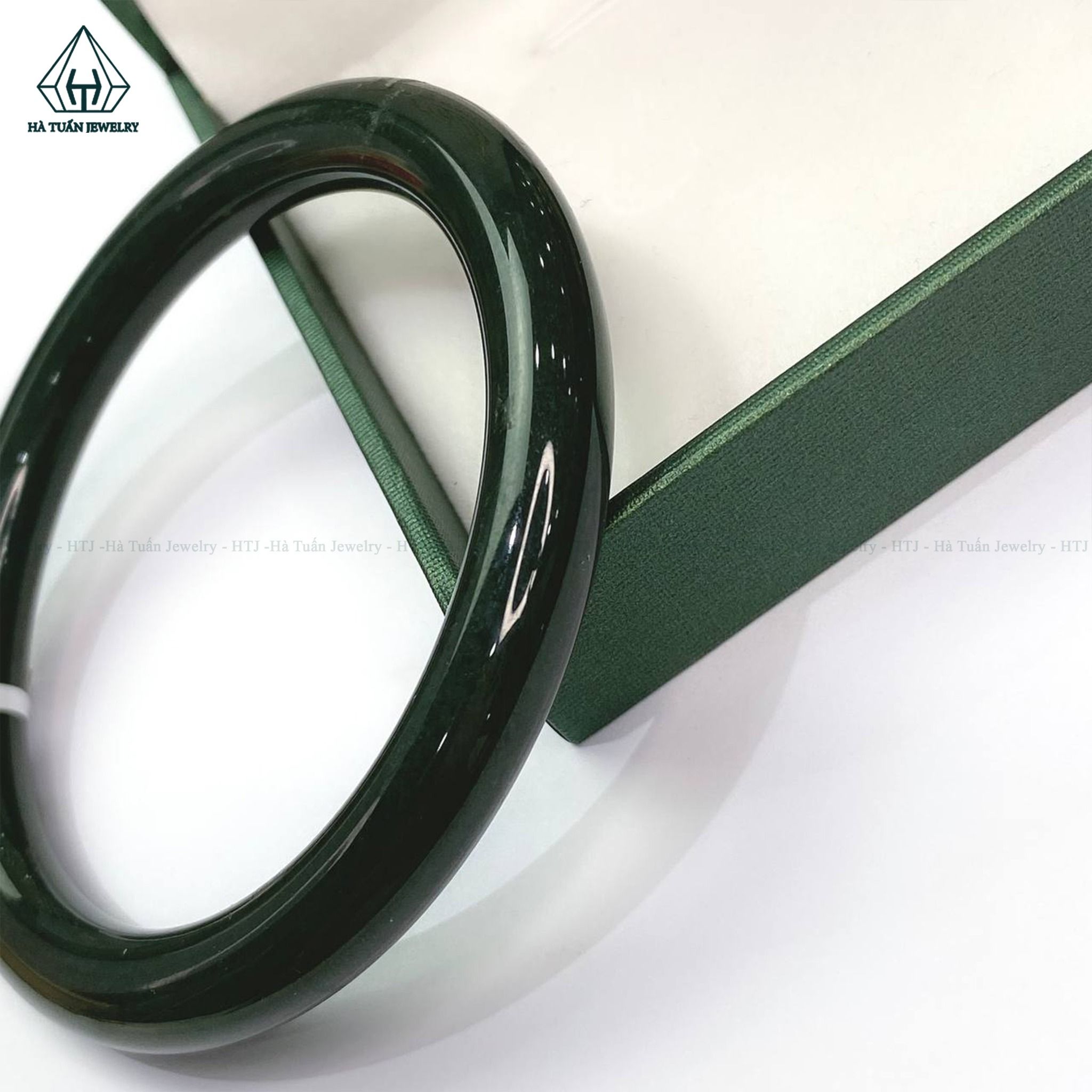  PKD006 Vòng tay đá ngọc hoà điền 