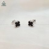  E013 Bông tai VAN đen 