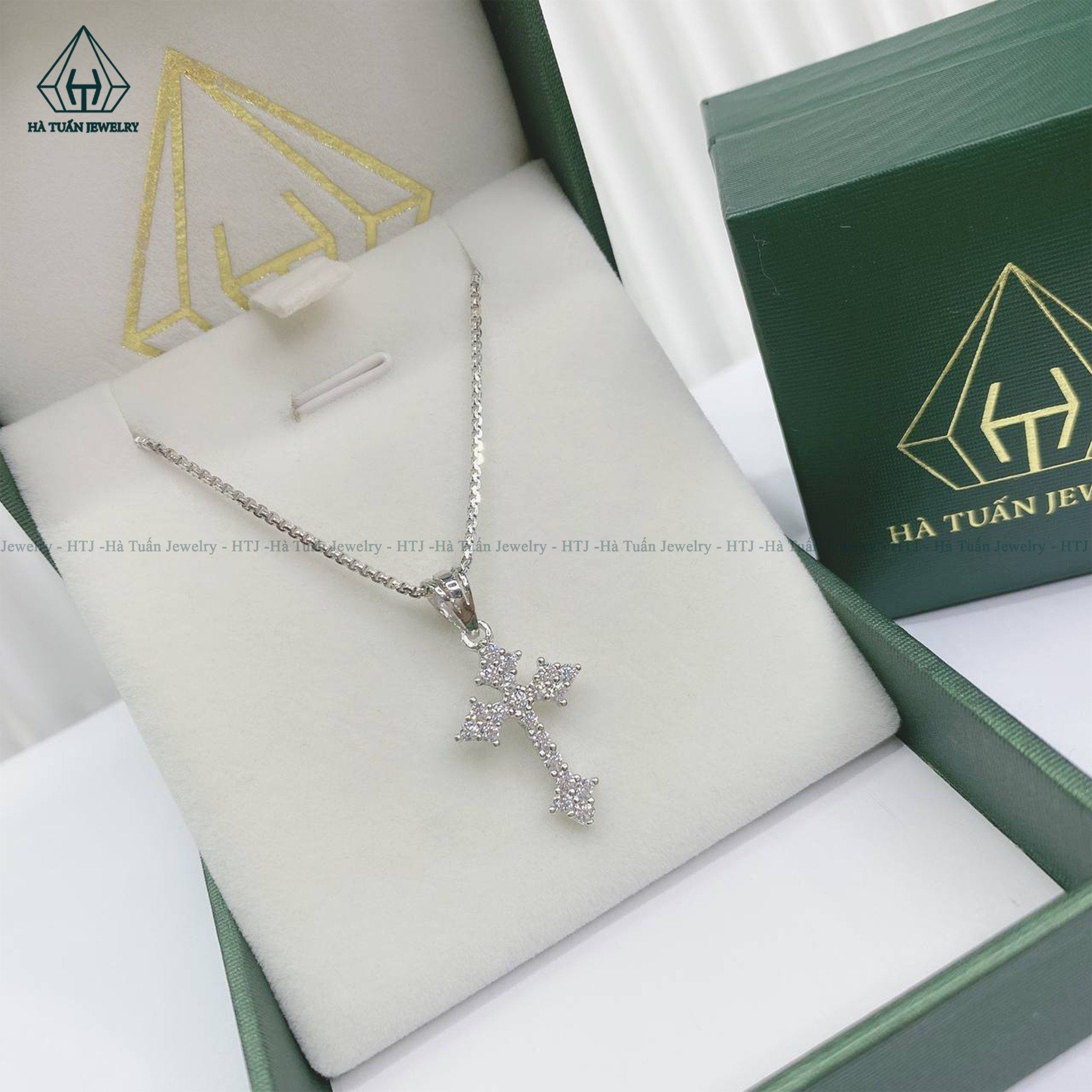 P362 Mặt dây chuyền thánh giá 