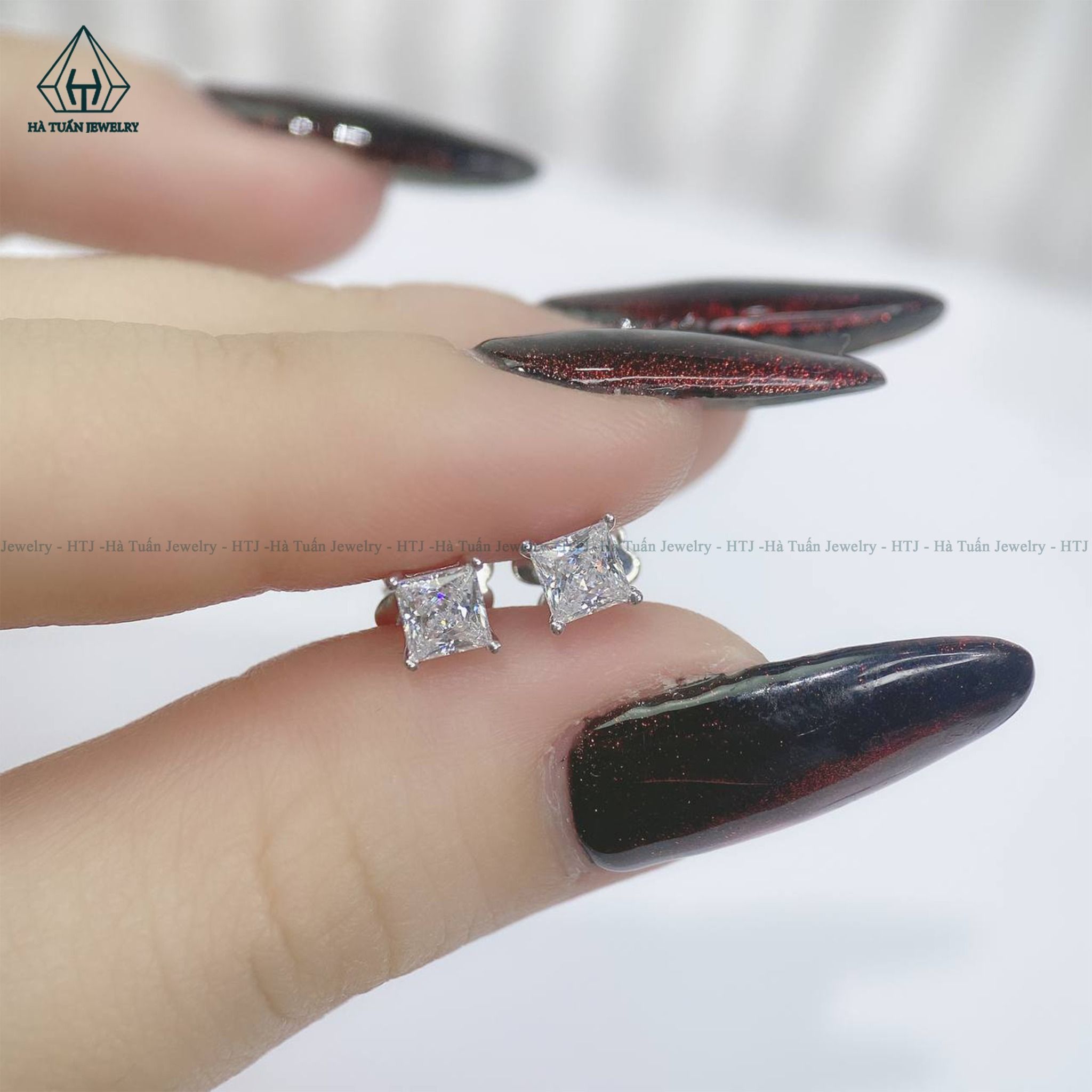  EX085 Bông tai nụ đá Cz Princess 