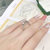  RX388 FULL MOIS 5mm Nhẫn nữ 3 viên chủ 