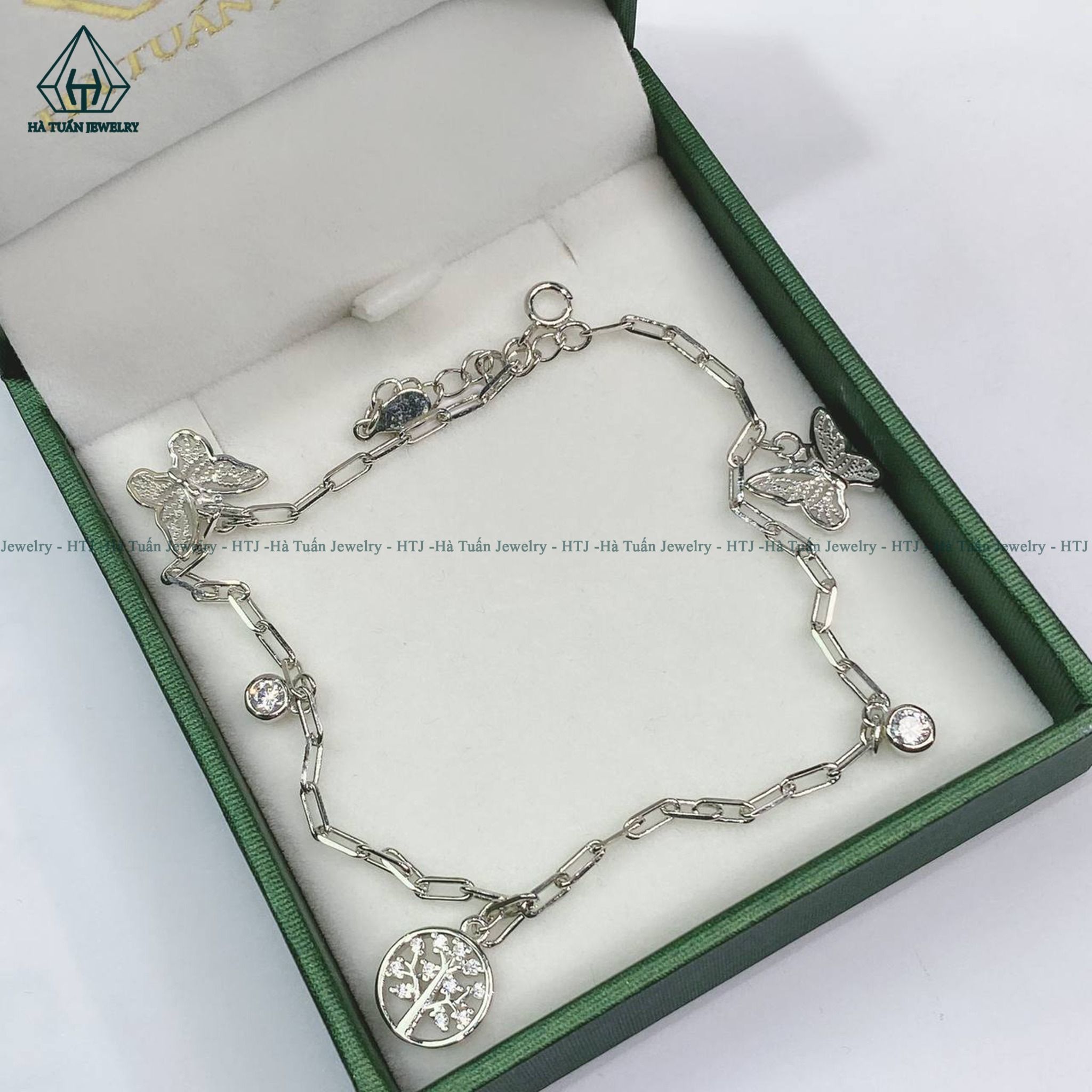  A339 Lắc chân bướm cây 