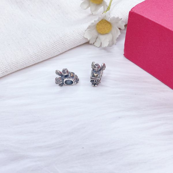  C278 Charm thiên thần ôm 