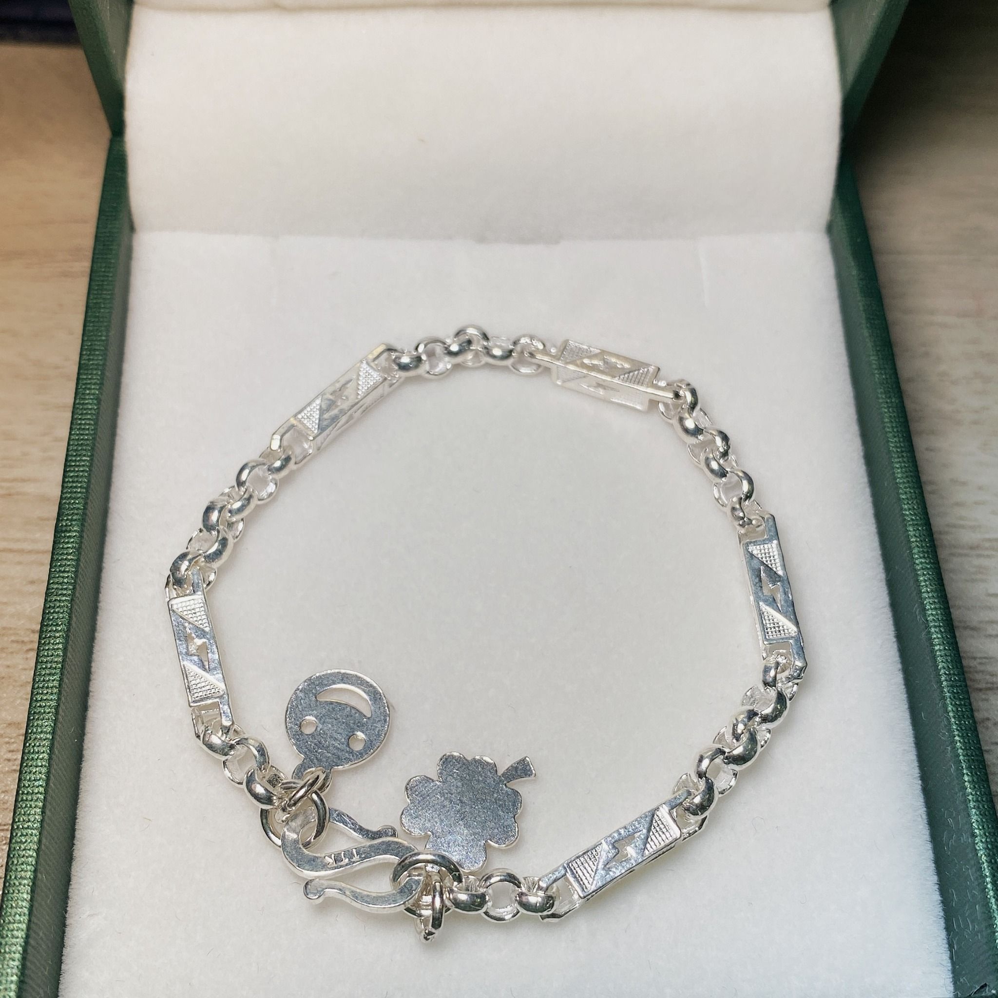  B632 Lắc tay khúc bi 