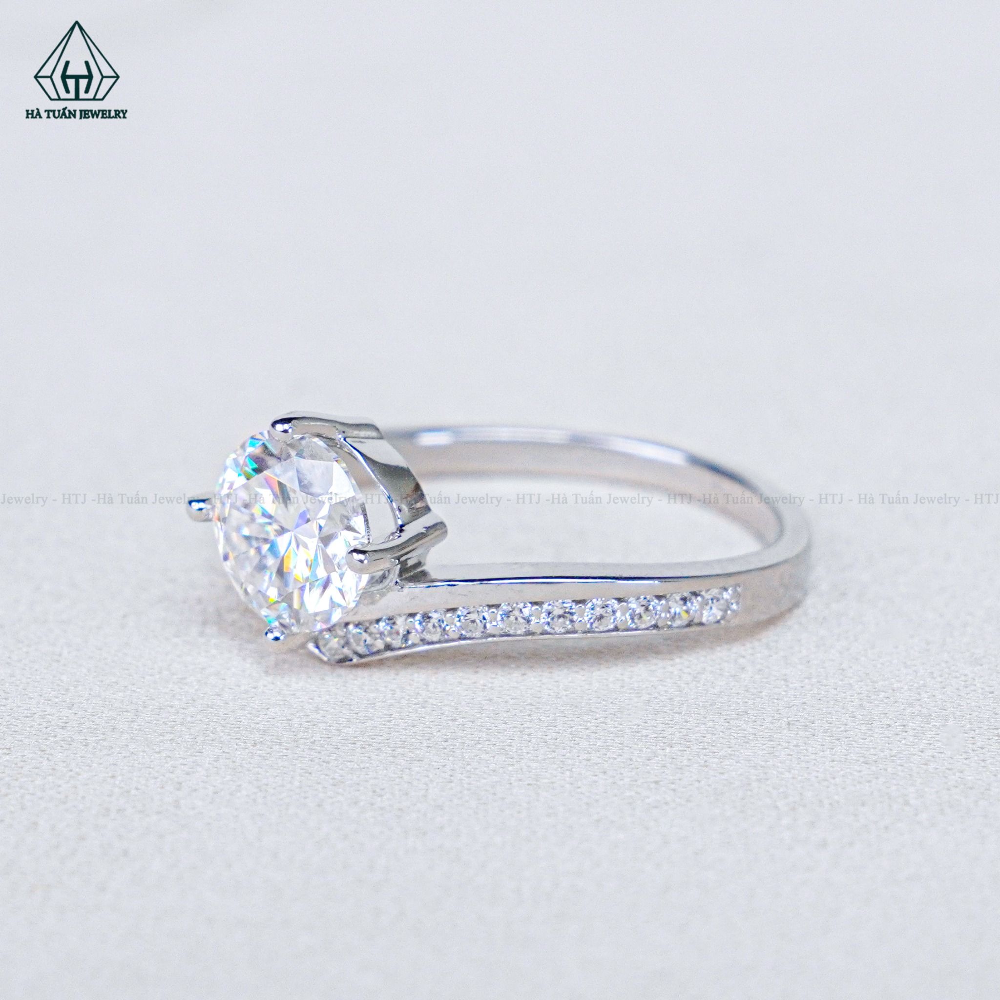  RX551 6.5mm Nhẫn nữ vương miện viền bạc 