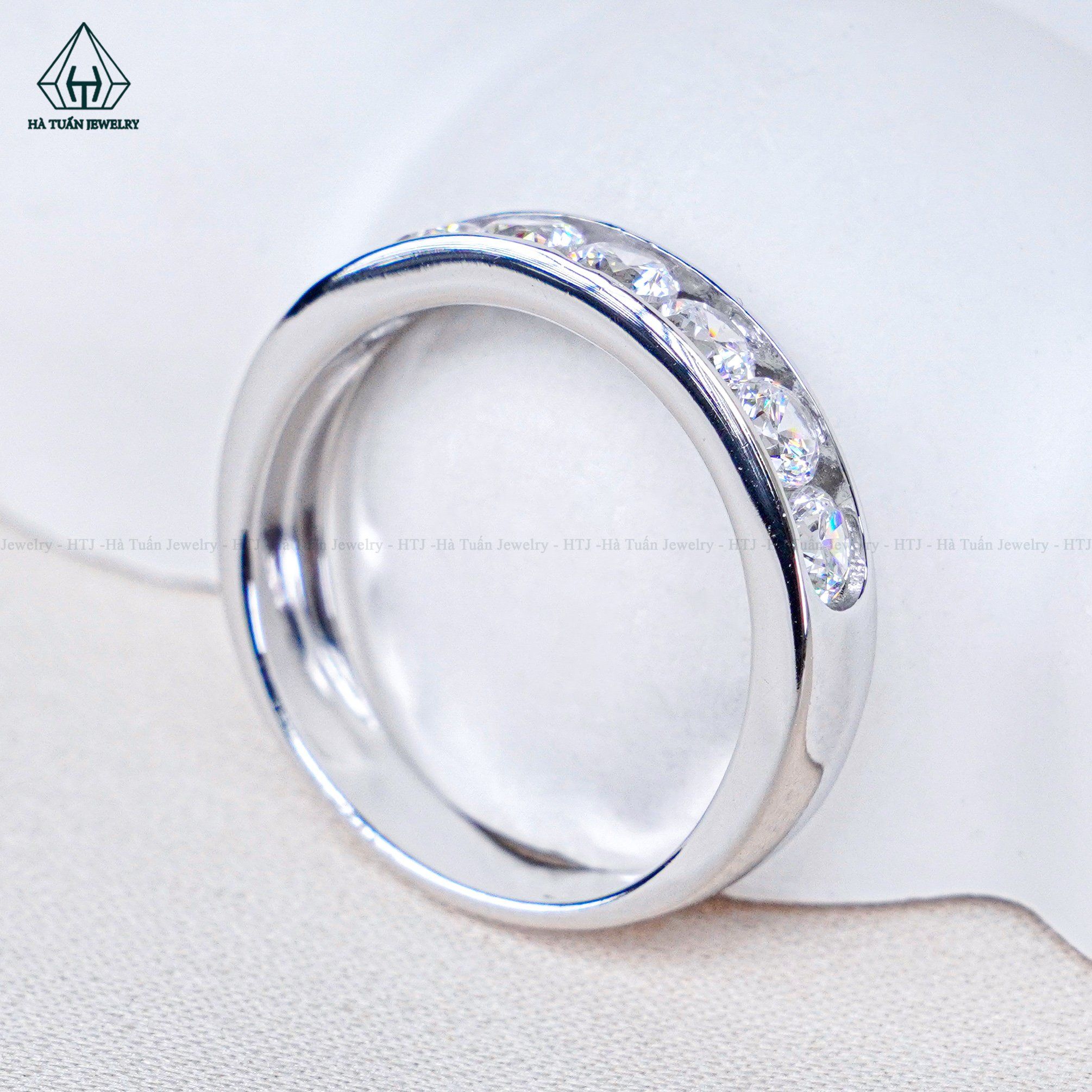  R981 Nhẫn nữ nửa vành đá CZ 3mm 