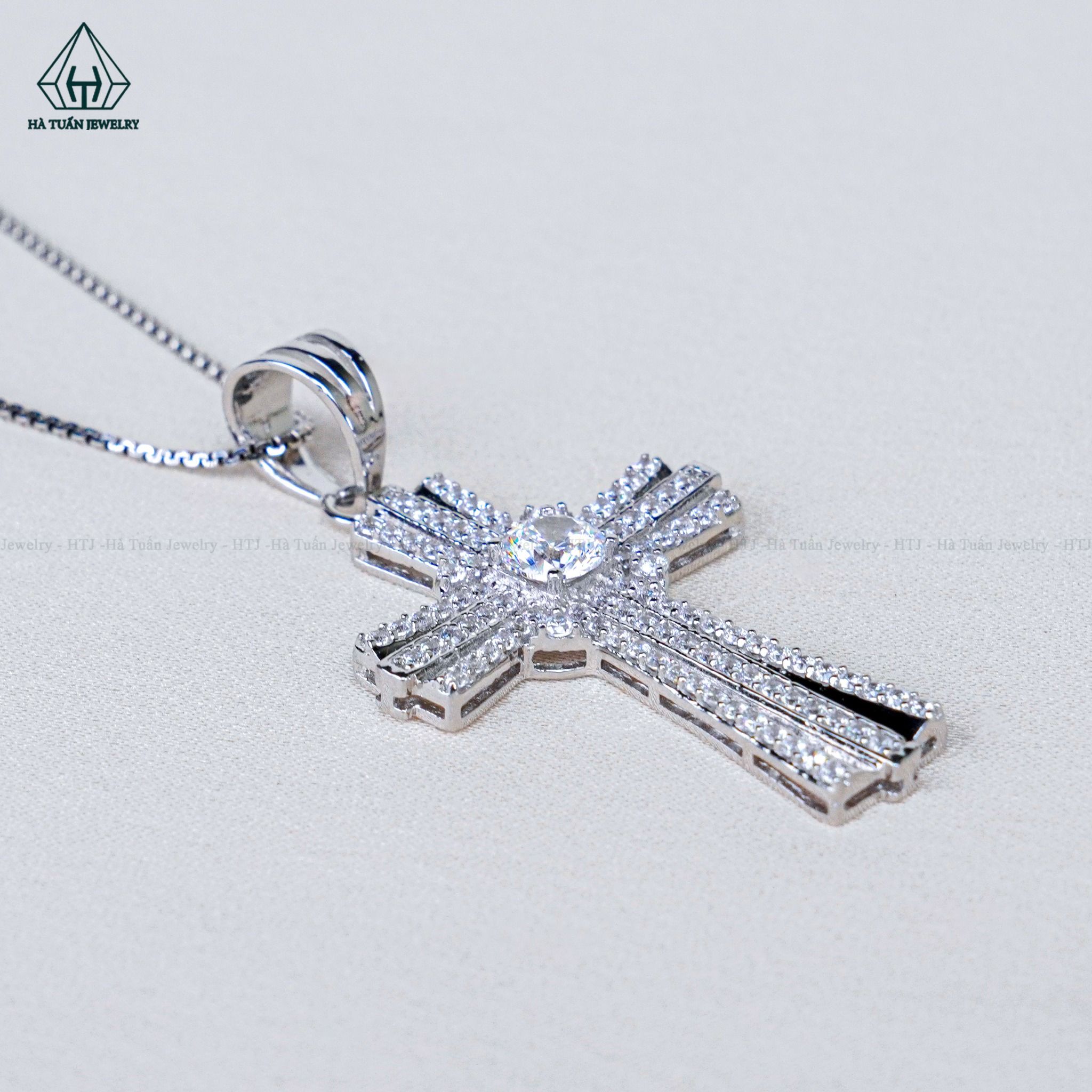  P416 Mặt thánh giá 