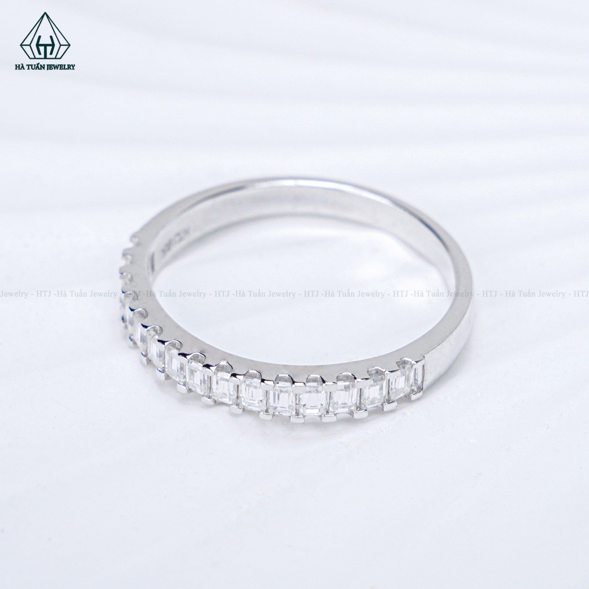  RX558 Nhẫn nữ FULL MOIS baguette 1.5x2.5mm 