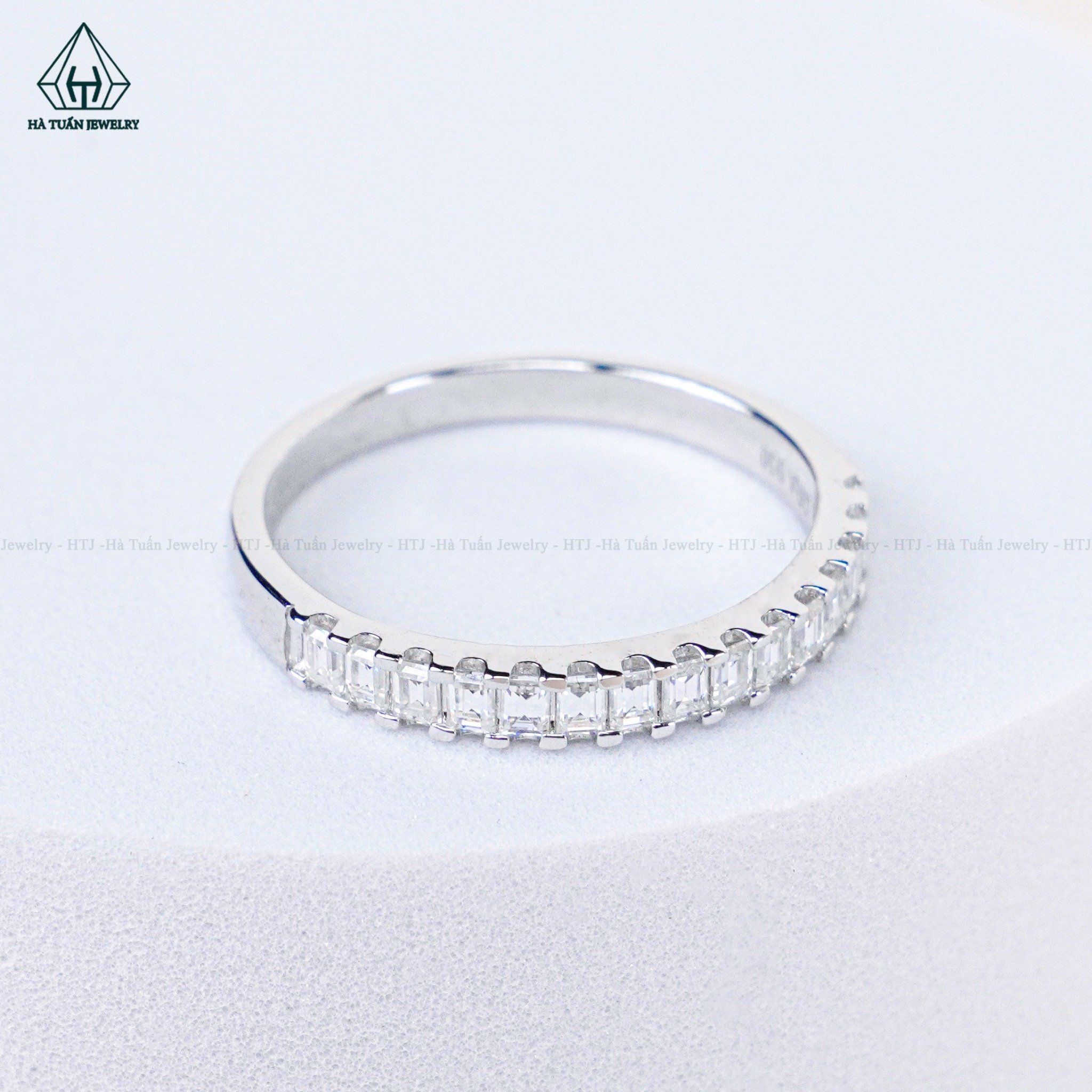  RX558 Nhẫn nữ FULL MOIS baguette 1.5x2.5mm 