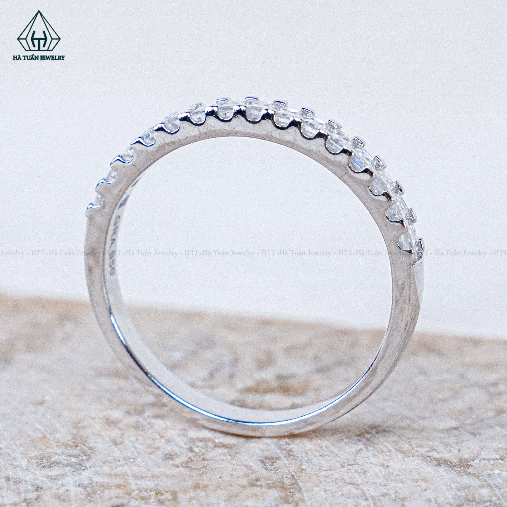  RX558 Nhẫn nữ FULL MOIS baguette 1.5x2.5mm 