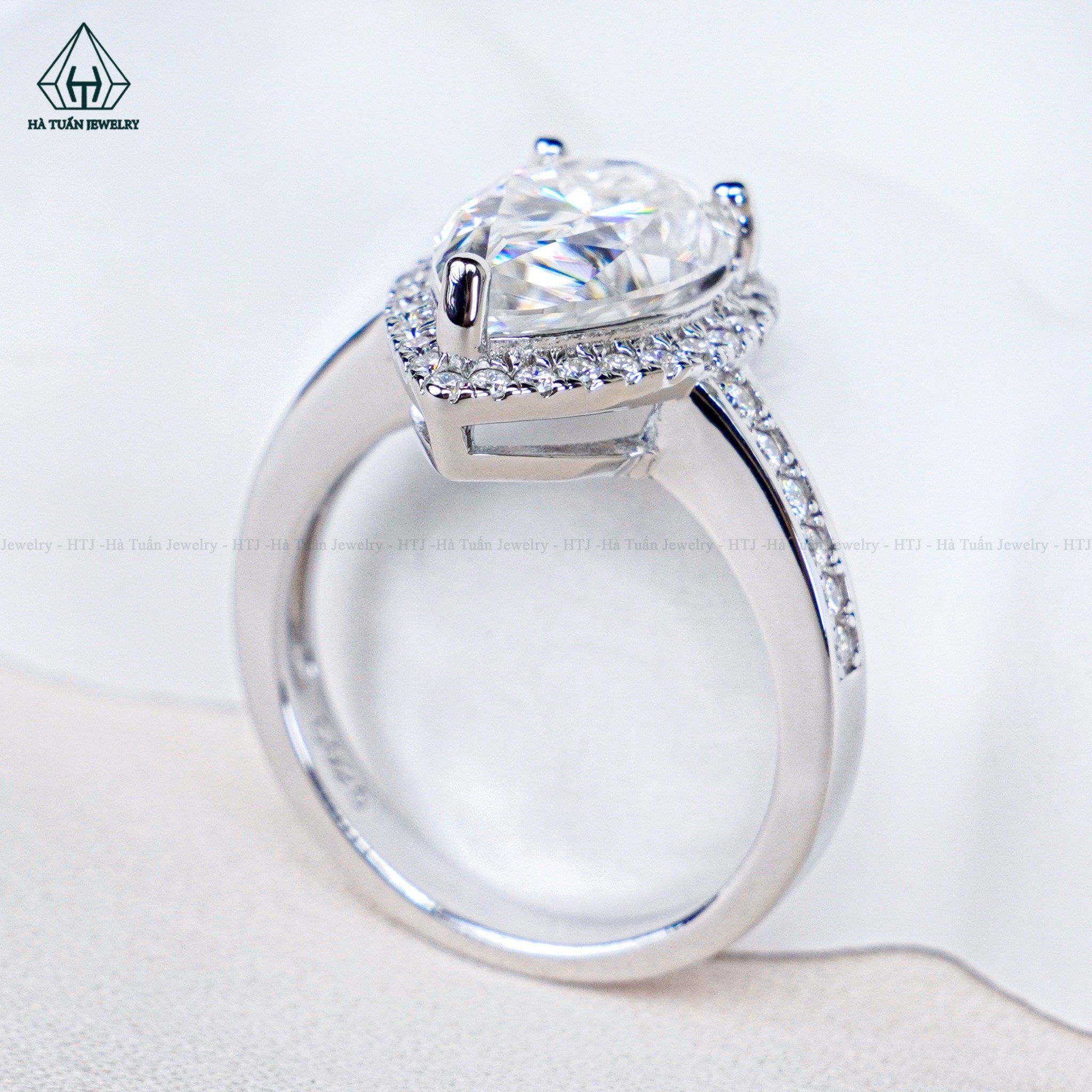  RX561 FULL MOIS Nhẫn nữ Mois Pear 8*12mm (Không mã cạnh) 