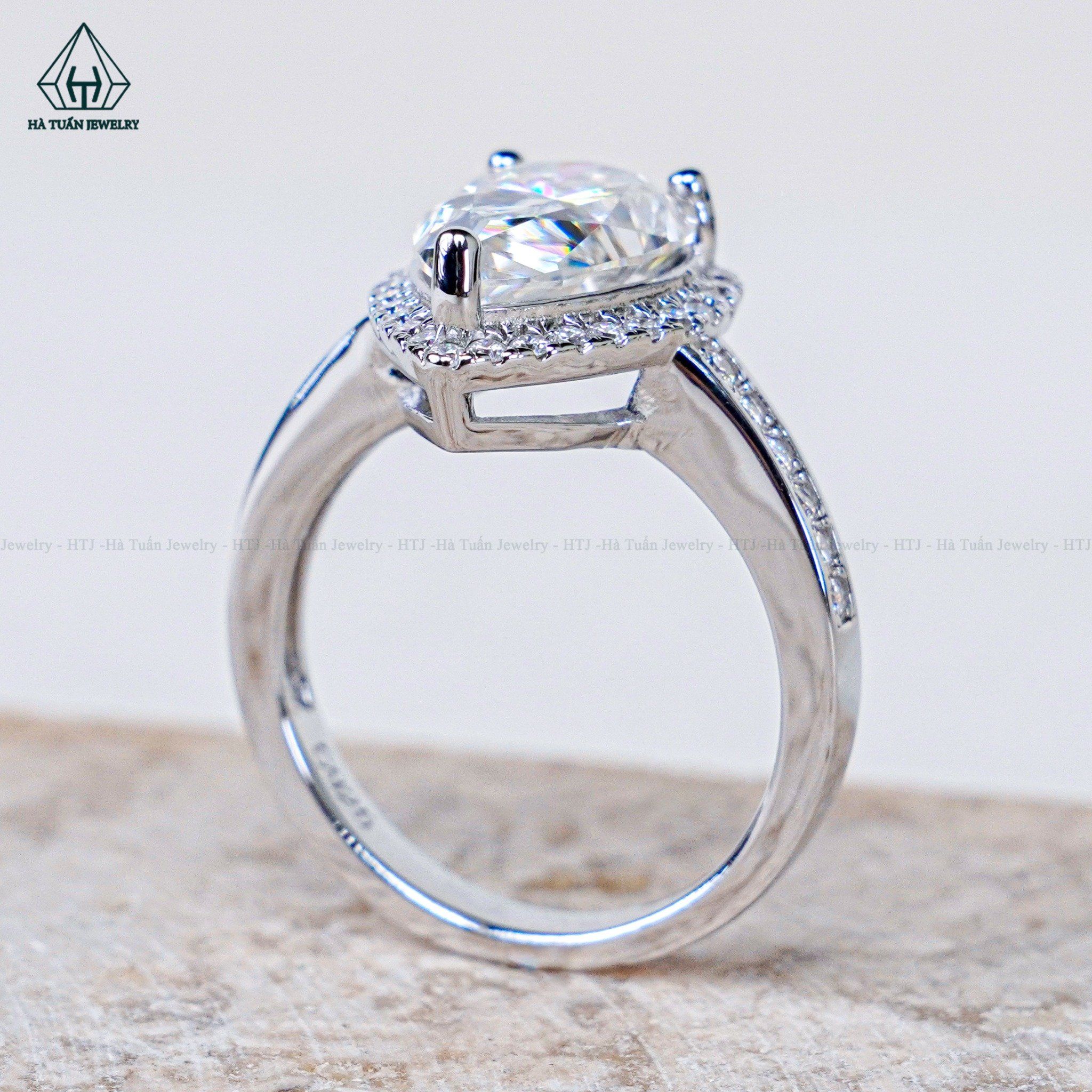  RX561 FULL MOIS Nhẫn nữ Mois Pear 8*12mm (Không mã cạnh) 