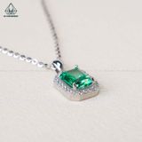  N568 Dây mặt liền đá xanh lá 