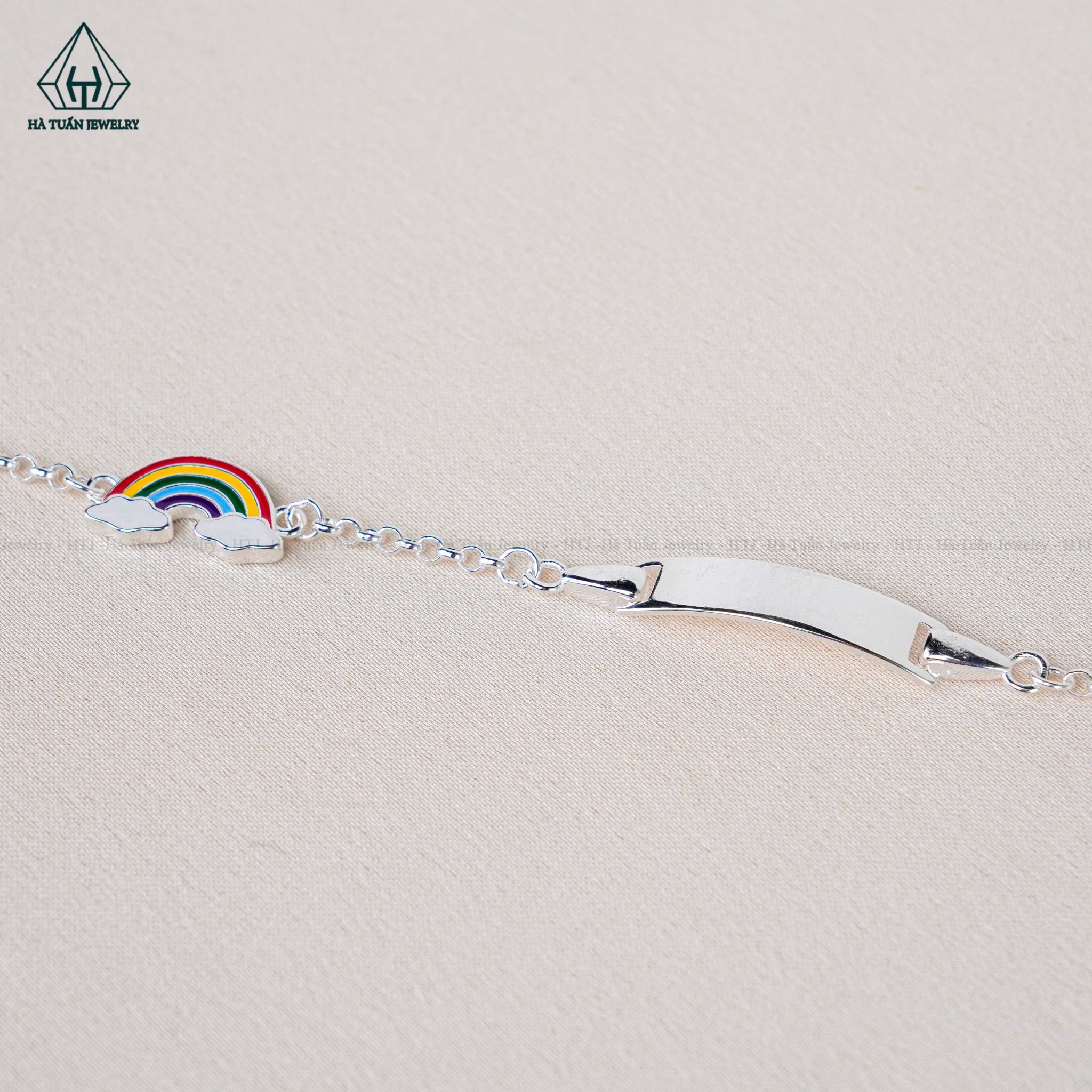  BB044 Lắc tay bé gắn charm cầu vòng 