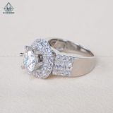  RX485 8mm Nhẫn nữ mặt tròn phối tấm baguette 